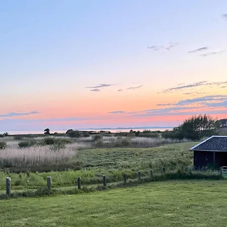 Сasa de vacaciones 12 Person In Millinge