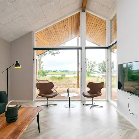 Сasa de vacaciones 12 Person In *