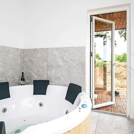 Hébergement de vacances 5 Star In *